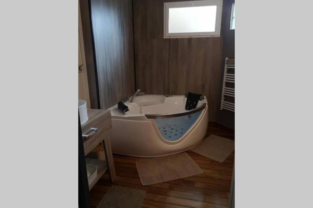 Appartement, Les Templiers, Rdc Vue Mer Proche Centre Ville Houlgate Buitenkant foto